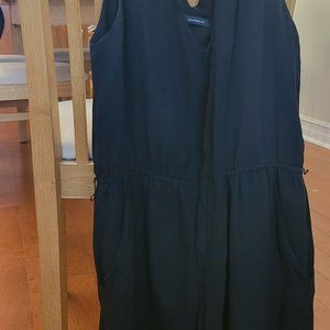 Vintage black knee-length silk dress